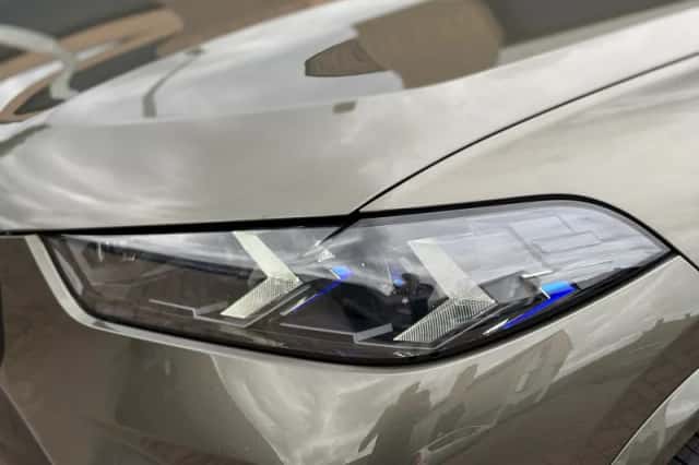 BMW X5 (2023) thumbnail 4