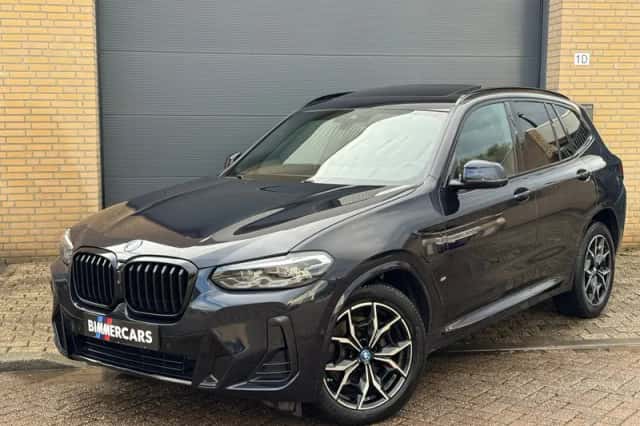 BMW X3 (2022) thumbnail 1