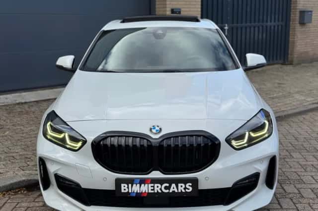 BMW 1-Serie (2022) thumbnail 2