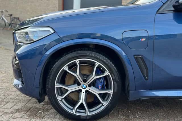 BMW X5 (2020) thumbnail 3