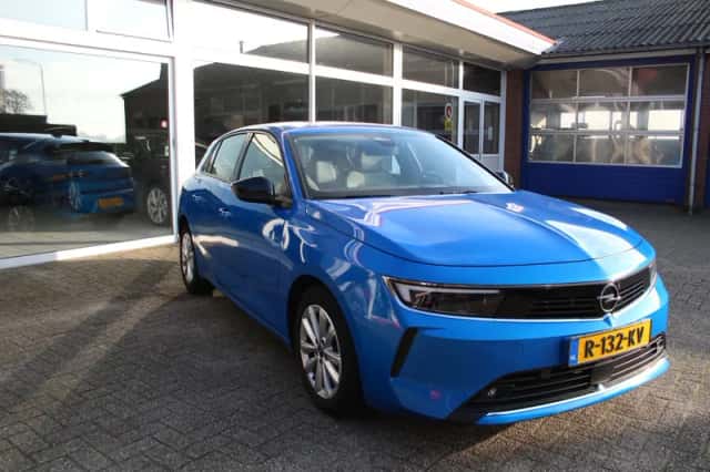 Opel Astra (2022) thumbnail 5