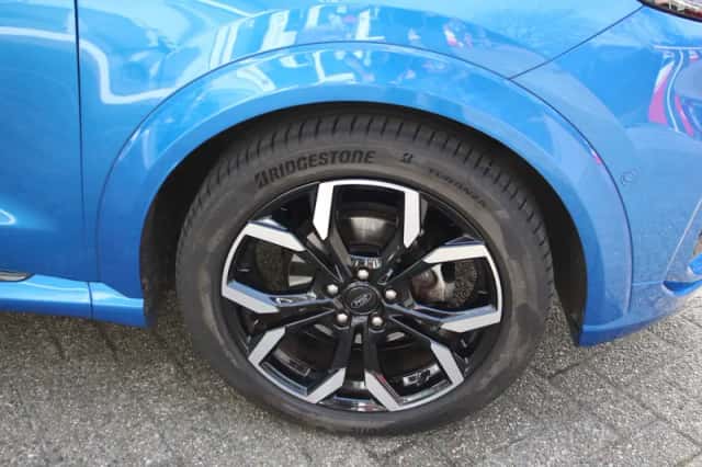 Ford Puma (2022) thumbnail 3
