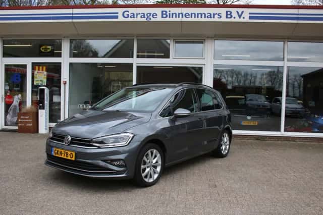 Volkswagen Golf Sportsvan (2018) thumbnail 1