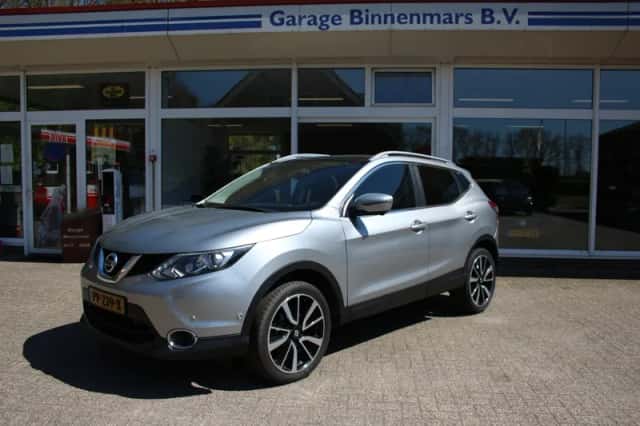 Nissan Qashqai (2017) thumbnail 1
