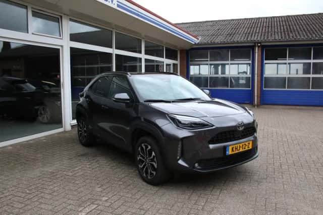 Toyota Yaris Cross (2025) thumbnail 4