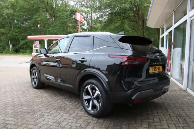 Nissan Qashqai (2023) thumbnail 2
