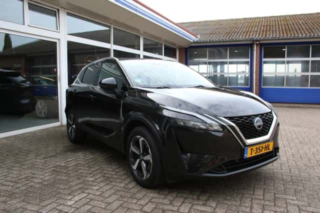 Nissan Qashqai (2023) thumbnail 5