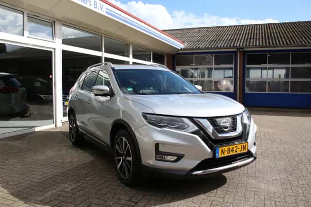 Nissan X-Trail (2018) thumbnail 6