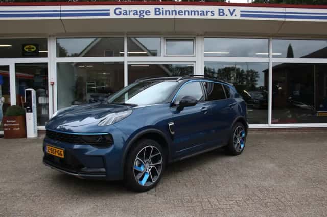 Lynk & Co 01 (2024) thumbnail 1