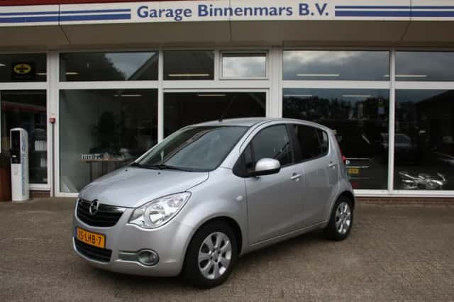 Opel Agila (2010) thumbnail 1