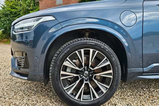 Volvo XC90 (2023) thumbnail 6