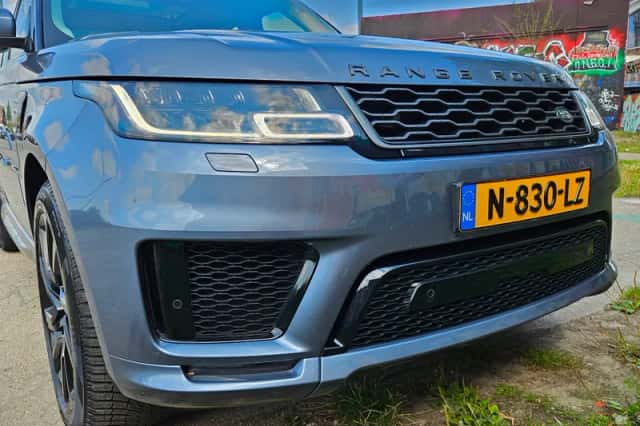 Land Rover Range Rover Sport (2018) thumbnail 2