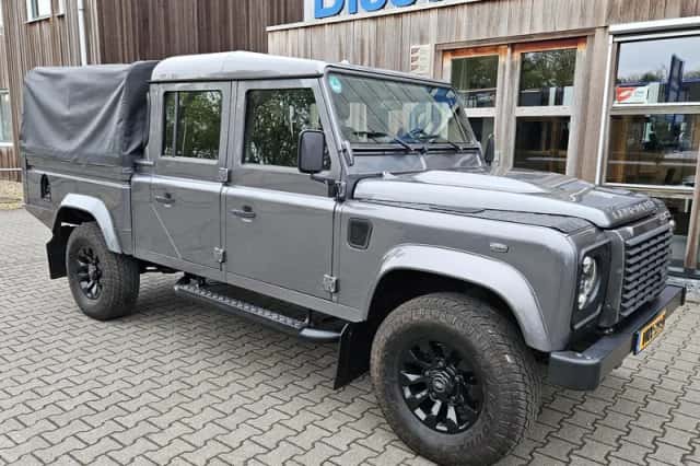 Land Rover Defender (2014) thumbnail 4