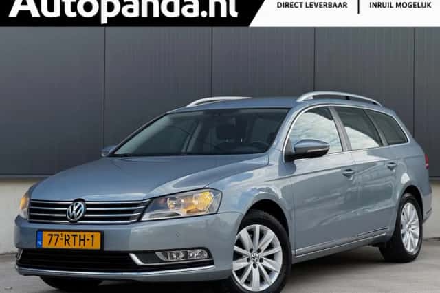 Volkswagen Passat (2011) thumbnail 1