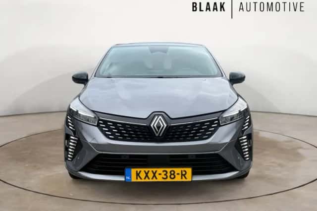 Renault Clio (2024) thumbnail 4