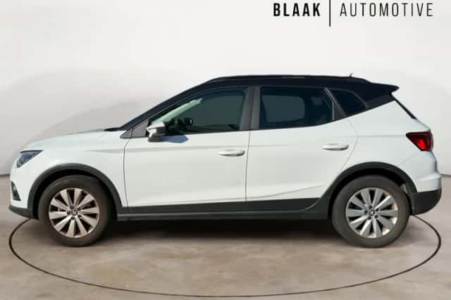 SEAT Arona (2021) thumbnail 4