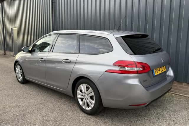 Peugeot 308 (2017) thumbnail 4
