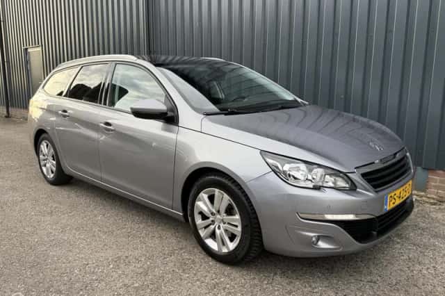 Peugeot 308 (2017) thumbnail 5