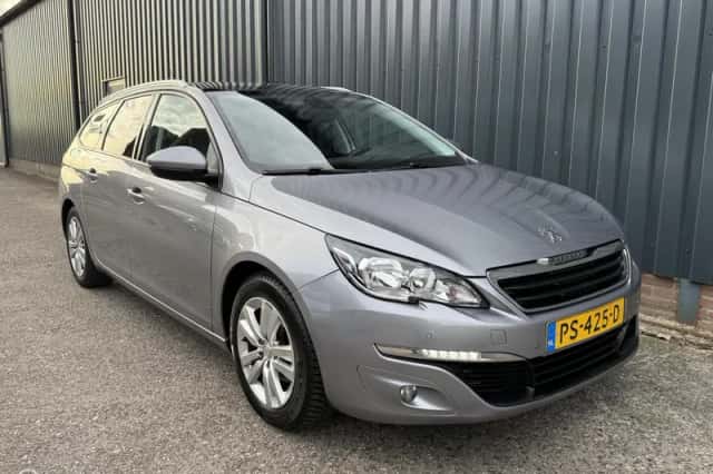 Peugeot 308 (2017) thumbnail 6