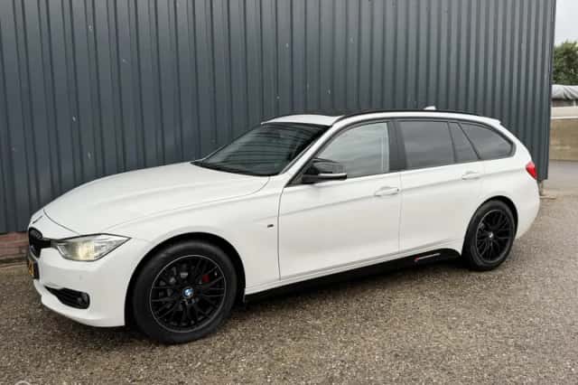 BMW 3-Serie (2013) thumbnail 2