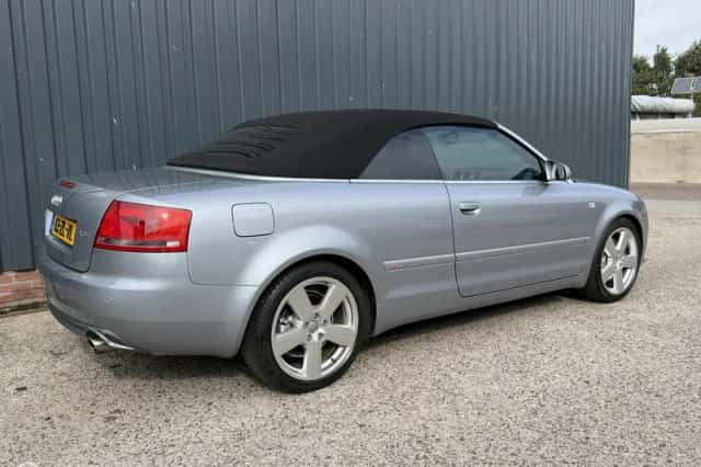 Audi A4 (2006) thumbnail 5