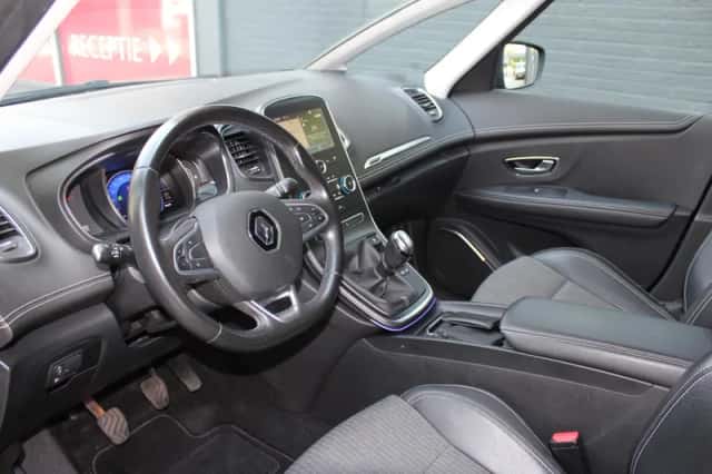 Renault Scénic (2021) thumbnail 5