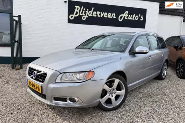 Volvo V70 (2011) thumbnail 1