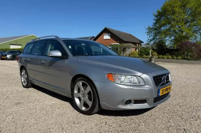 Volvo V70 (2011) thumbnail 5