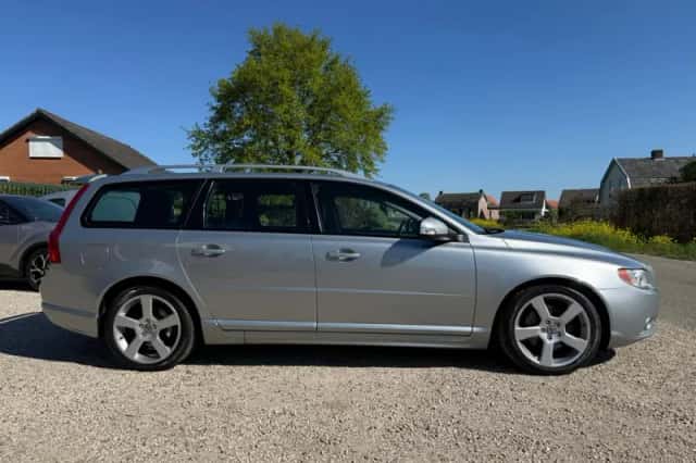 Volvo V70 (2011) thumbnail 6