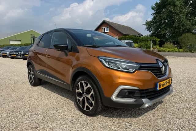 Renault Captur (2017) thumbnail 4