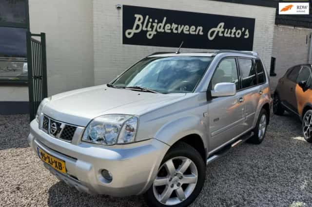 Nissan X-Trail (2007) thumbnail 1