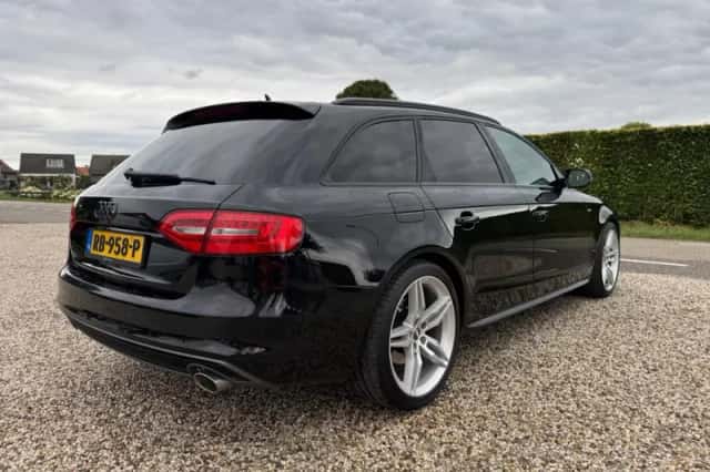 Audi A4 (2014) thumbnail 3