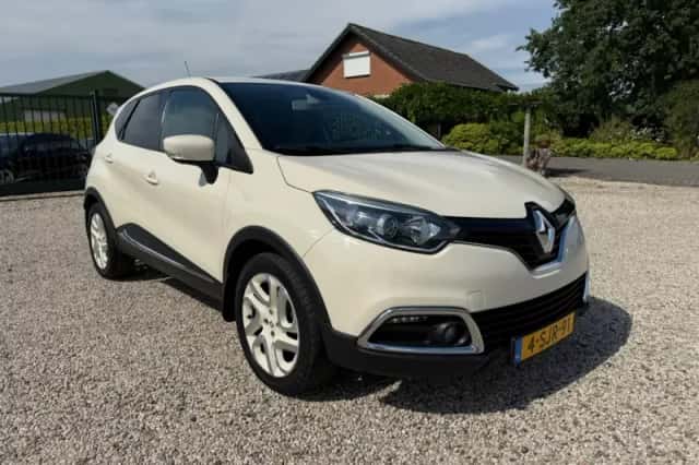 Renault Captur (2013) thumbnail 4