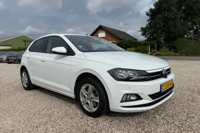 Volkswagen Polo (2021) thumbnail 4