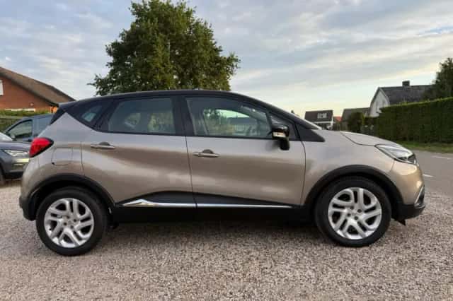 Renault Captur (2014) thumbnail 5