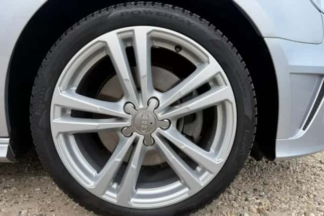 Audi A3 (2015) thumbnail 6