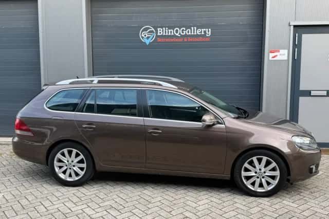 Volkswagen Golf (2011) thumbnail 5
