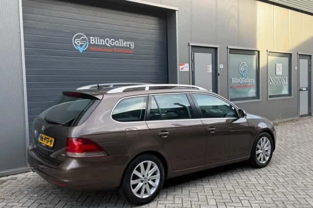 Volkswagen Golf (2011) thumbnail 6