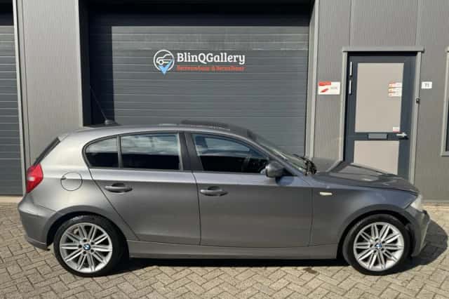 BMW 1-Serie (2010) thumbnail 4