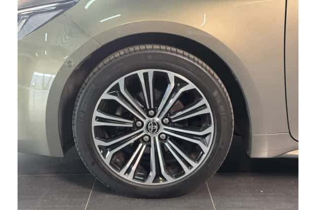 Toyota Corolla (2022) thumbnail 4