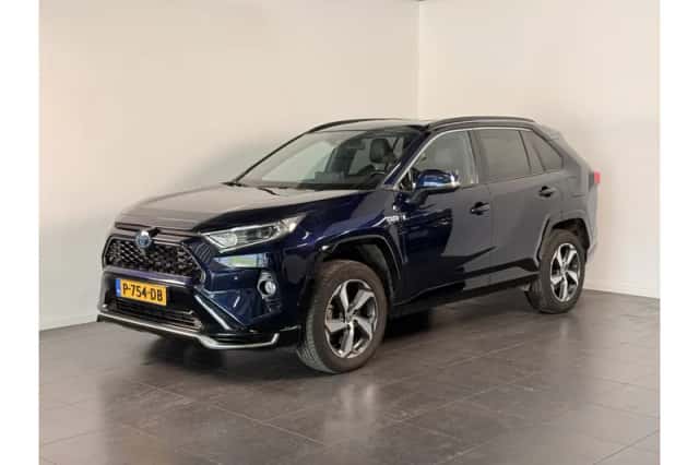 Toyota RAV4 (2022) thumbnail 1