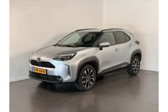 Toyota Yaris Cross (2025) thumbnail 1
