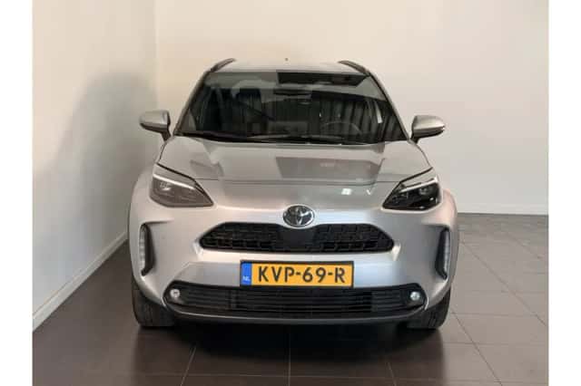 Toyota Yaris Cross (2025) thumbnail 4