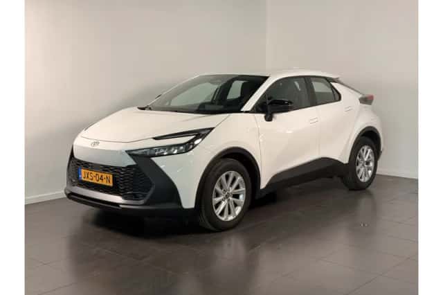 Toyota C-HR (2026) thumbnail 1