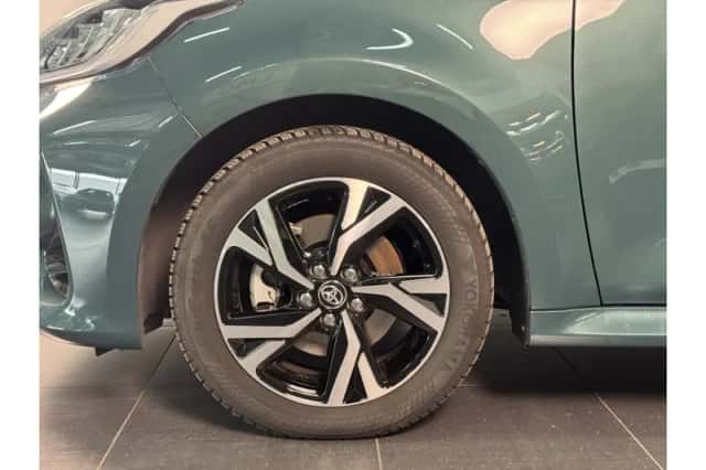 Toyota Yaris (2025) thumbnail 4