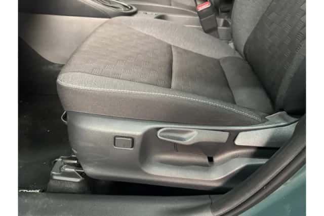 Toyota Yaris (2025) thumbnail 6