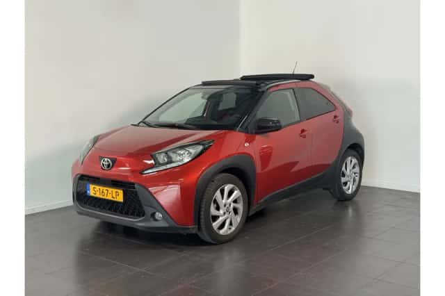 Toyota Aygo X (2022) thumbnail 1