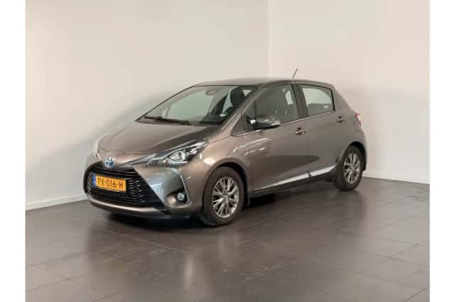 Toyota Yaris (2017) thumbnail 1