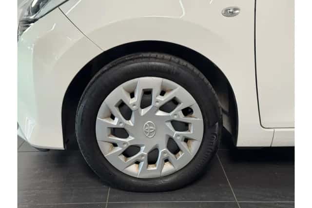 Toyota Aygo (2019) thumbnail 4