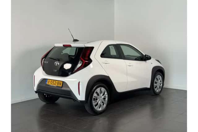 Toyota Aygo X (2023) thumbnail 6